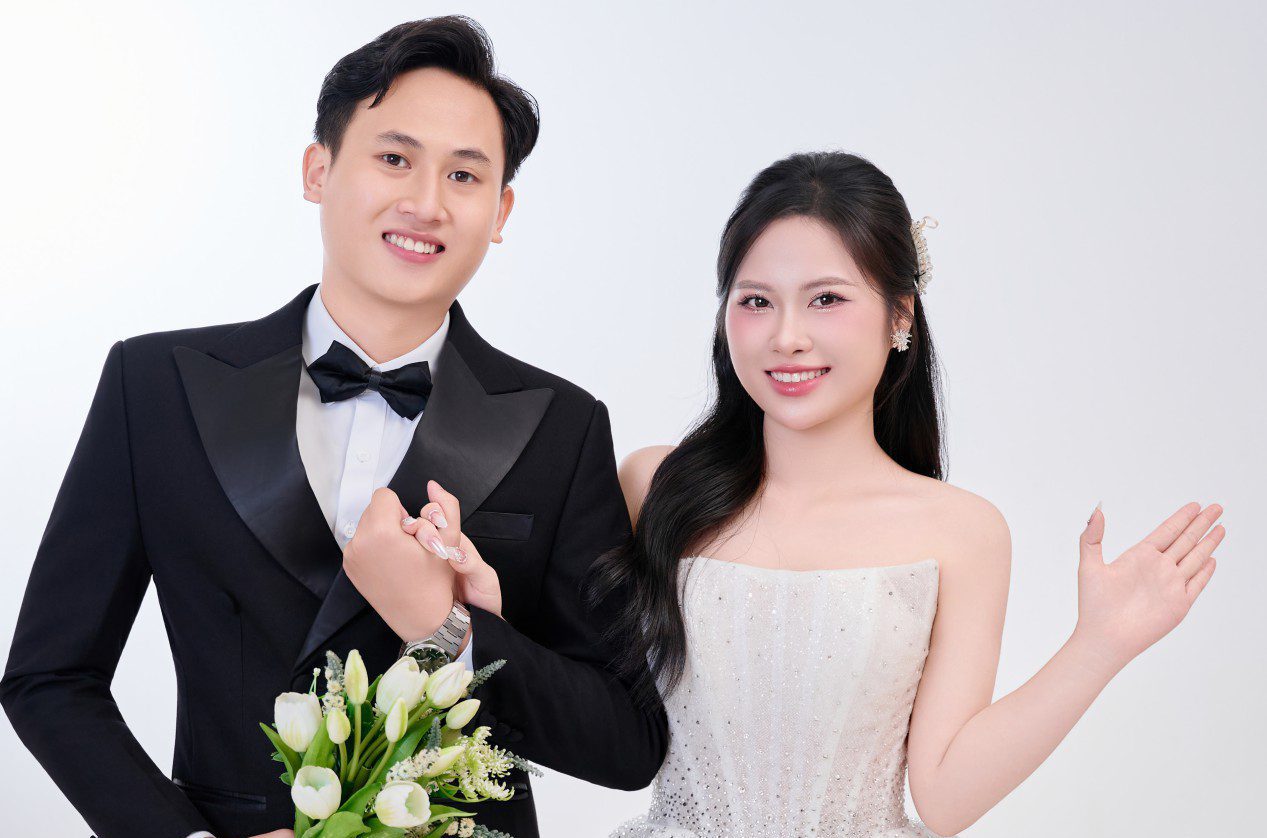 Thư mời tiệc cưới Lê Thắng ♥ Thuỳ Linh